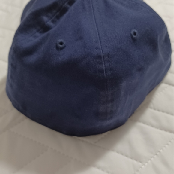 Hat - Picture 2 of 3